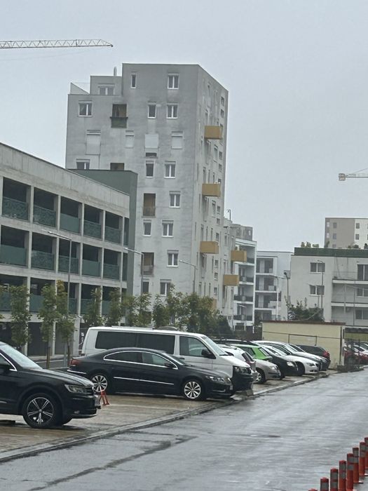 PARCARE Subterana de inchiriat  În Tractorul