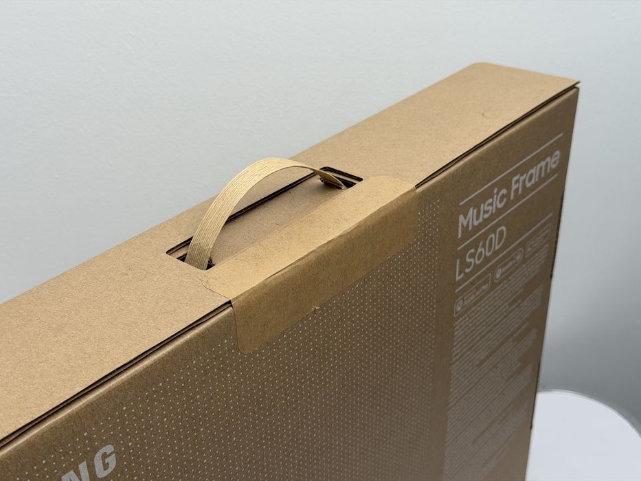 Samsung Music Frame Boxa Wi-Fi pentru perete  NOU