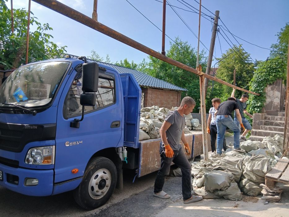 Вывоз мусор старый мебель уборка демонтаж