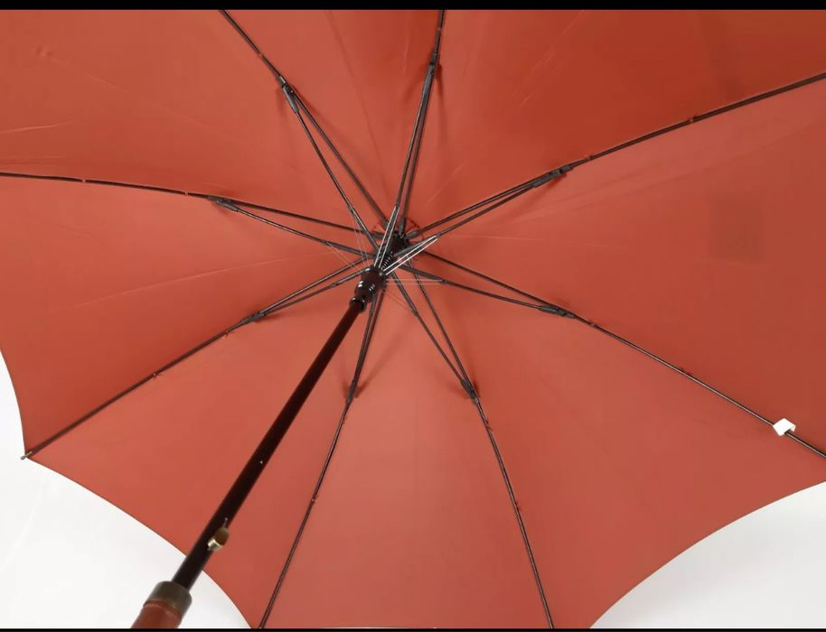 Umbrela The Bridge noua