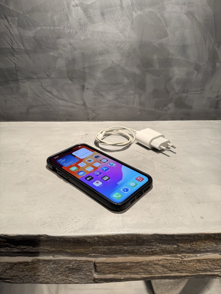 100% батерия! Iphone 13 Pro Max 256 GB Sierra Blue