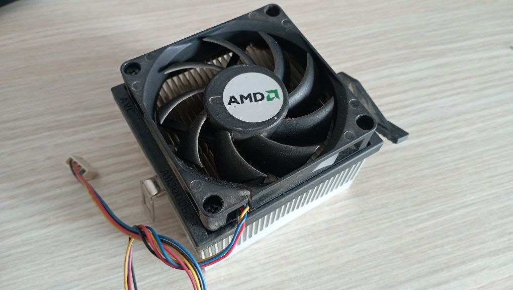 Procesor AMD phenom X3 8650