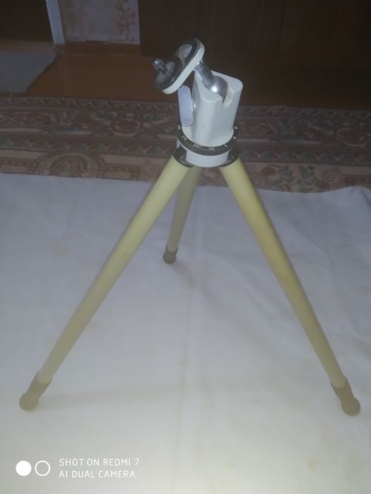 Штатиф  тринога советская