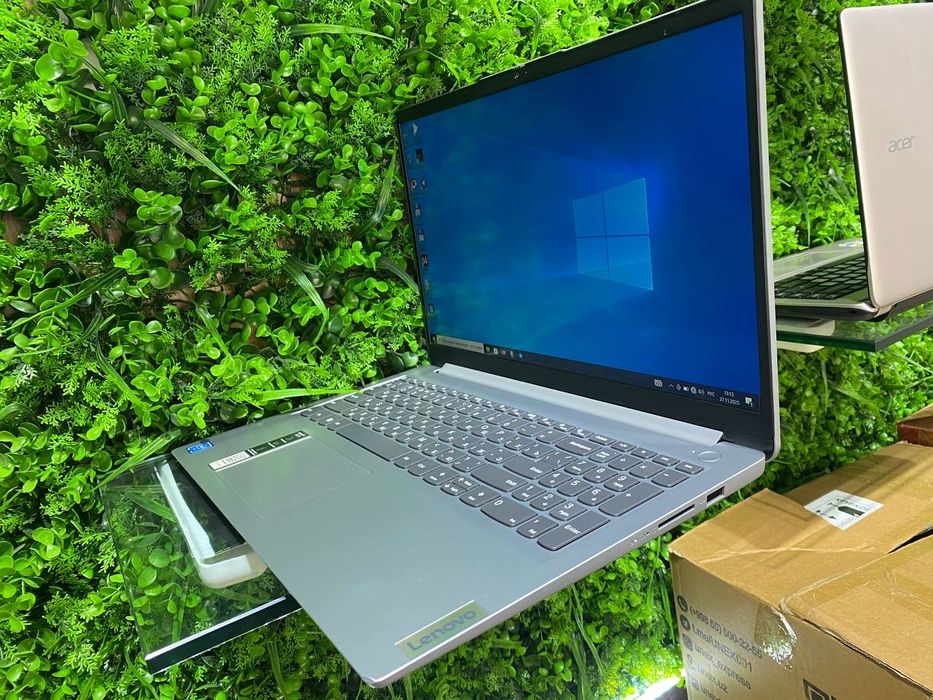 Lenovo office noutbuk holati ideal ddr4 4/128 SSD nvme