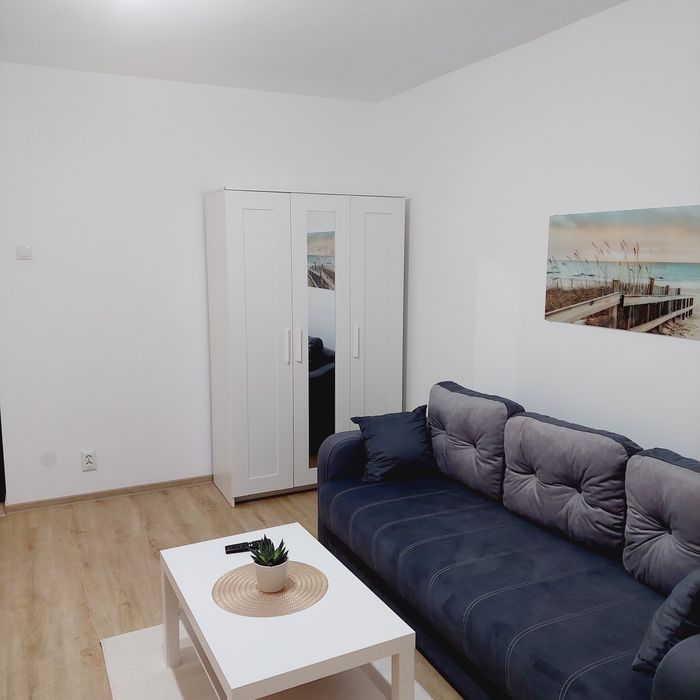 Închiriez garsoniera zona  Nord- Spitalul Judetean, etajul 2/4.