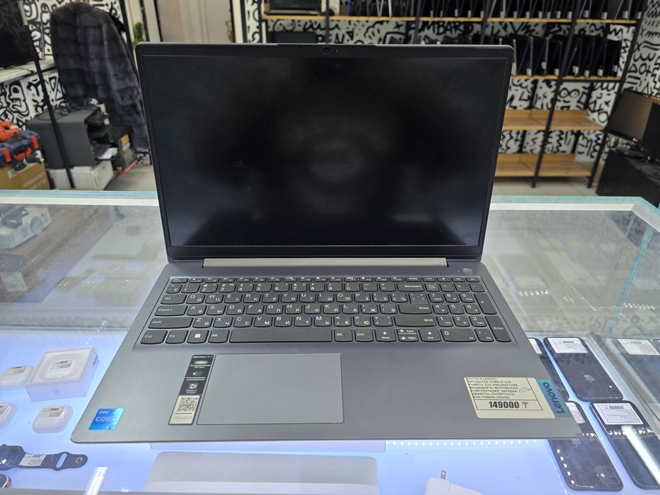 Ноутбук Lenovo core i5 1235u озу 8gb ssd512gb рассрочка Реал ломбард