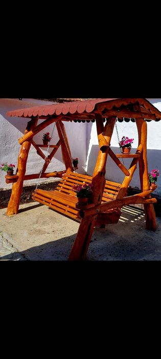 Leagăn rustic din lemn masiv