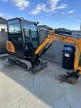 Inchiriez Mini escavator Macao T22