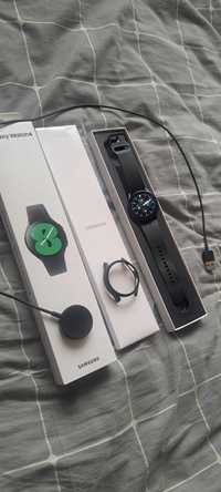 Смарт-часы Samsung Galaxy Watch 4 SM-R860 44 мм черный