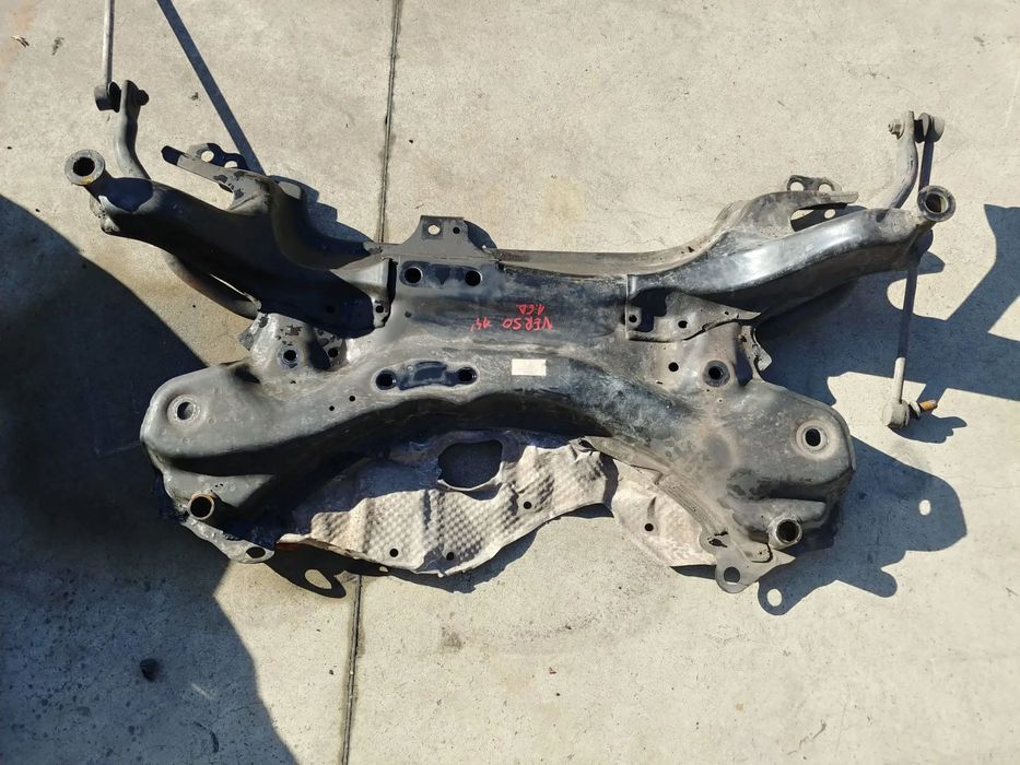 jug cadru motor  1.6 d  toyota verso r2 2014