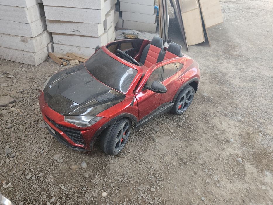 Detski moshina sotiladi xolati zur