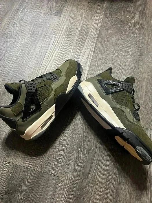 Nike Air Jordan 4 43 noi/new