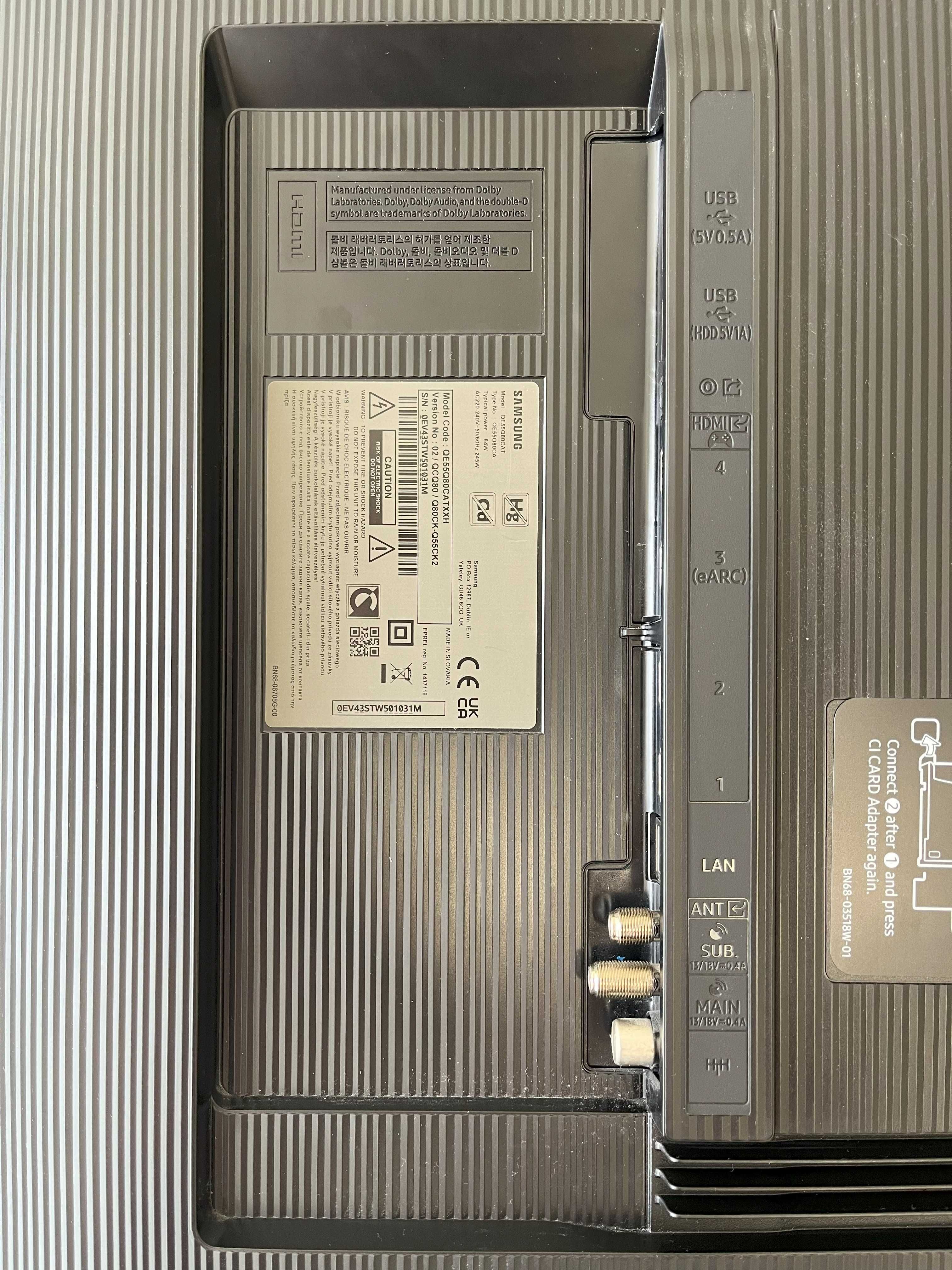 Продавам - Samsung QE55Q80CAT