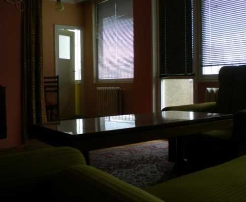 Дава се под наем Двустаен апартамент в София, Бъкстон - 60 кв.м за 373.83 € - Снимка #1