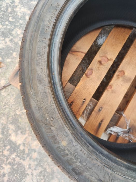 Зимни гуми 235/45-18 ДОТ24