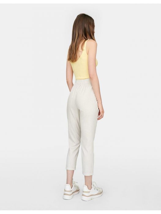 Pantaloni dungi Stradivarius