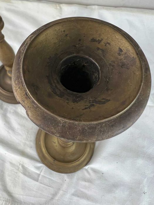 Set de doua sfesnice din bronz