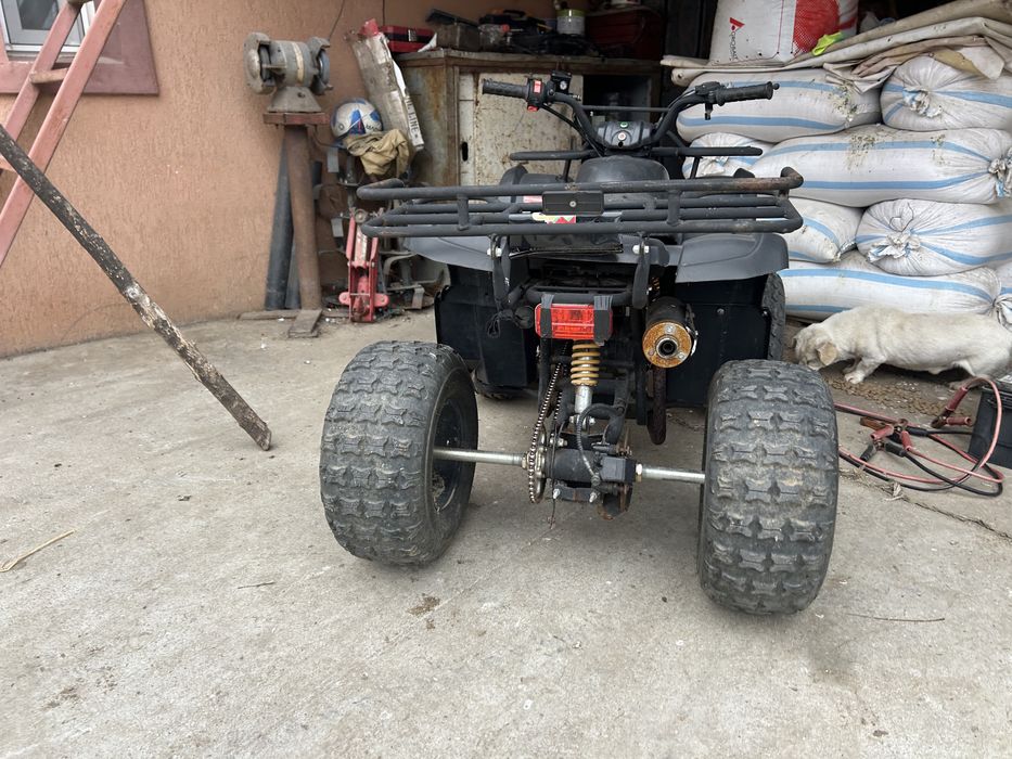 De vanzare atv 125 cc