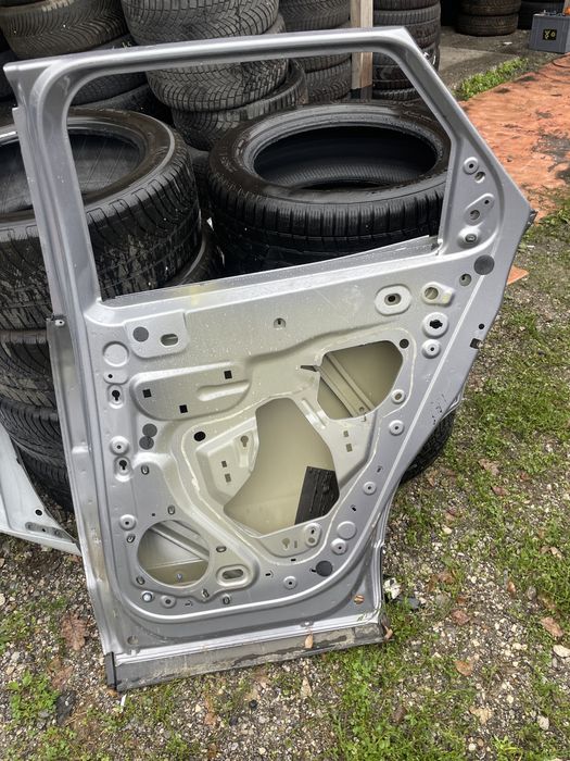 Задна дясна врата Peugeot 3008 2016-