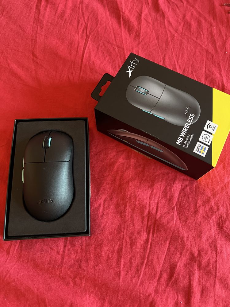 Геймърска мишка Xtrfy M8 Wireless