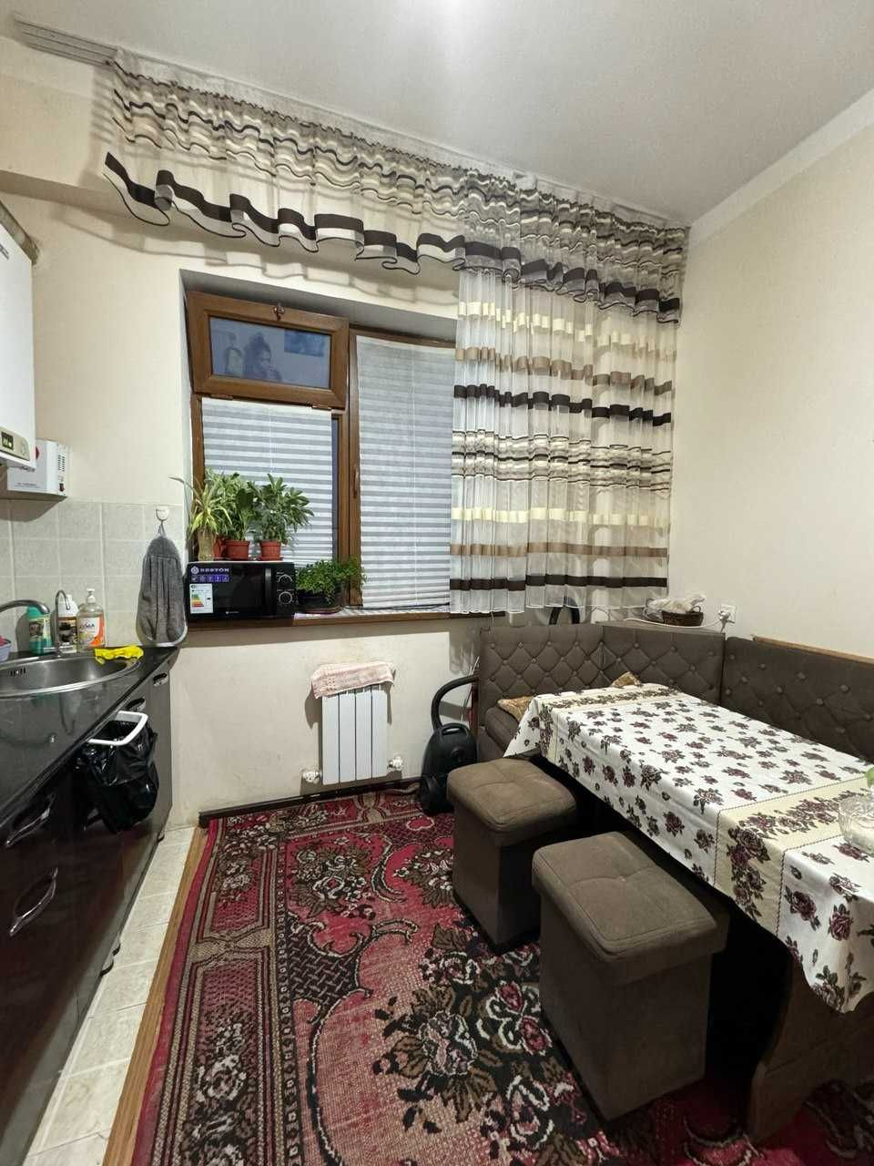 Продается квартира 2-х ком. раздел. (СРОЧНО)