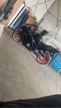 Dezmembrez honda cbr1100xx blackbird10