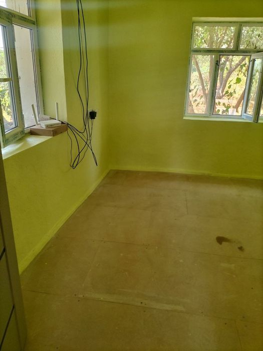 Srochna sotiladi uy 31490$