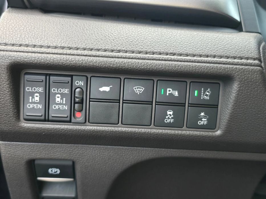 Honda Odyssey 3.5i-v6/Авт./Кожа/6+ 1/Лизинг