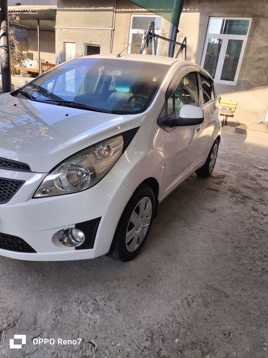 Spark srochni sotiladi