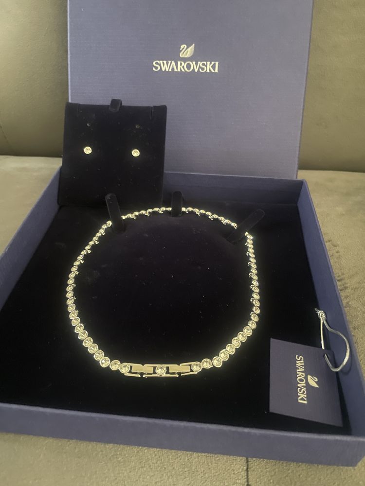 Set Swarovski Colier si Cercei