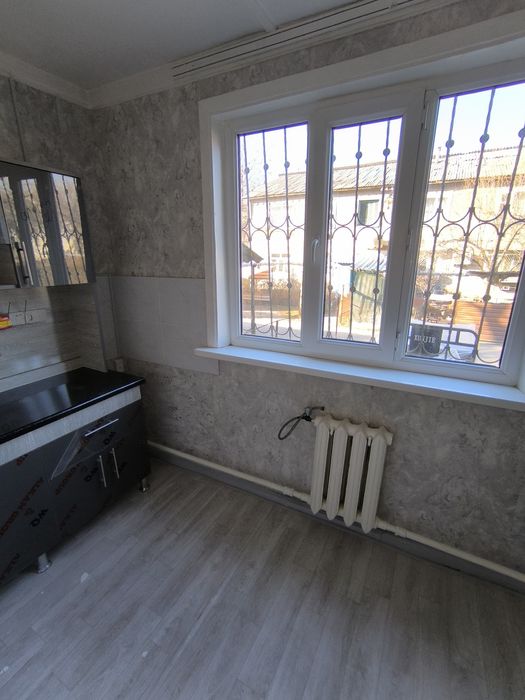 1 КОМНАТНАЯ квартира Спутник 8. Дом 30.  Ремонт огород