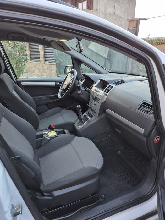 Opel Zafira B 1.7 CDTI, 110 CP, 7 locuri