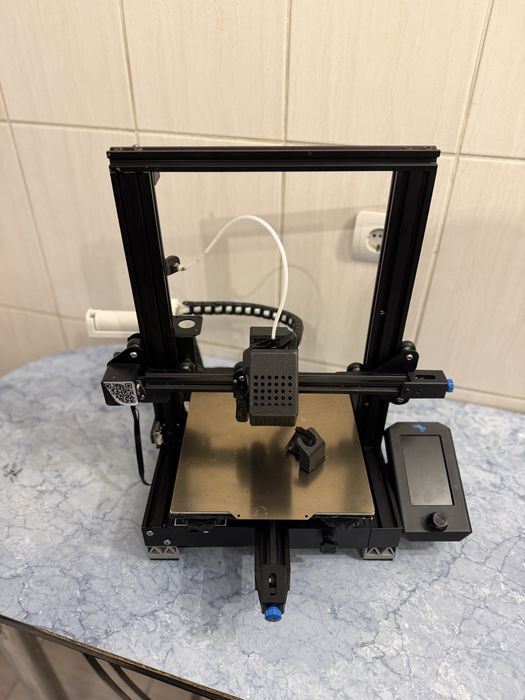 Imprimanta Creality Ender 3 V2