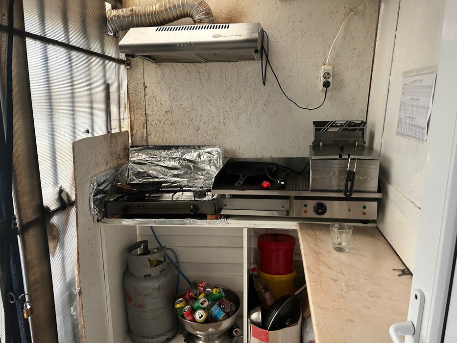 Se vinde afacere la cheie fast food