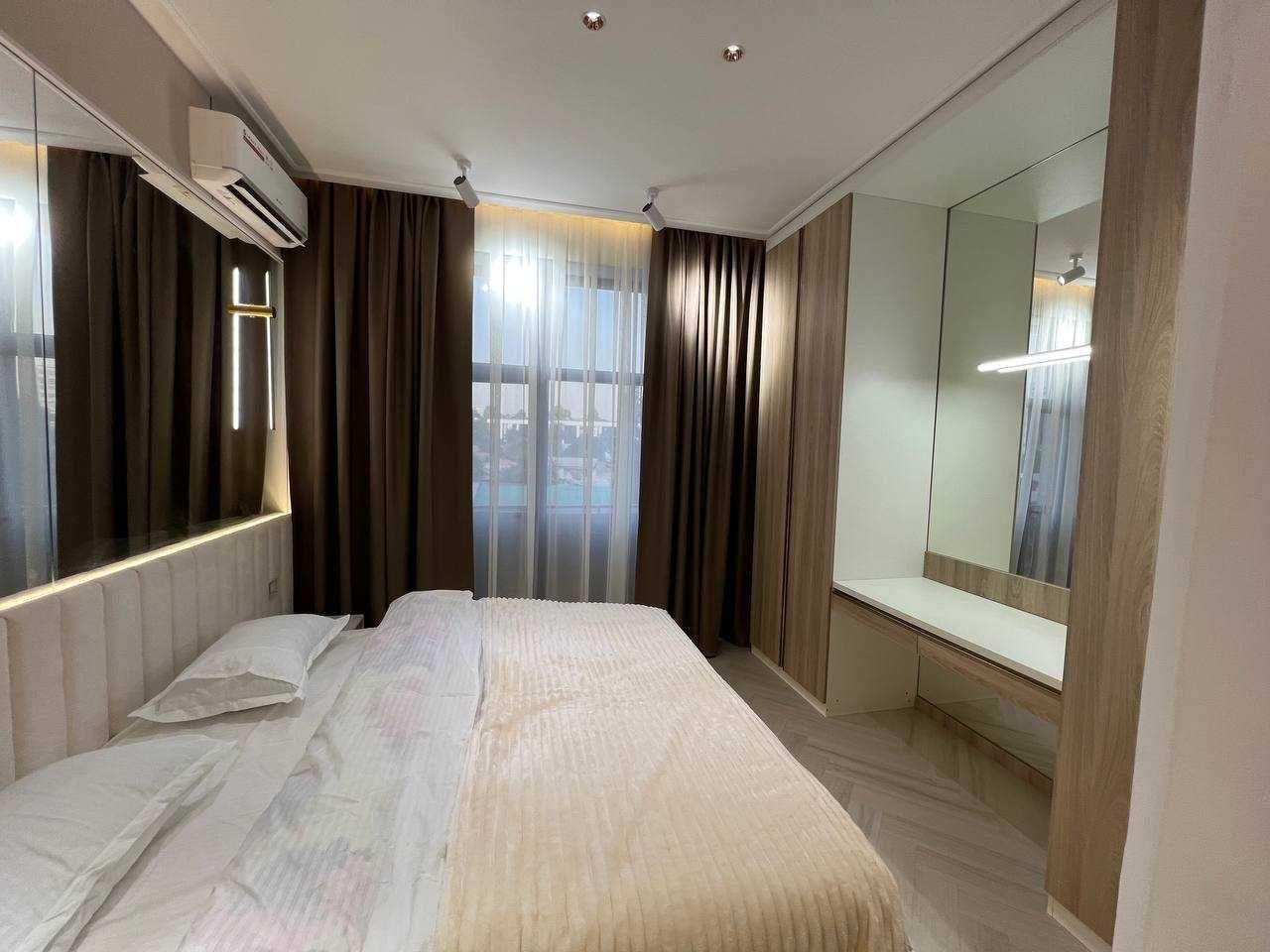 3-комнатная квартира, 85 м², евроремонт, Barocco, эт.3/10 Алайский!`