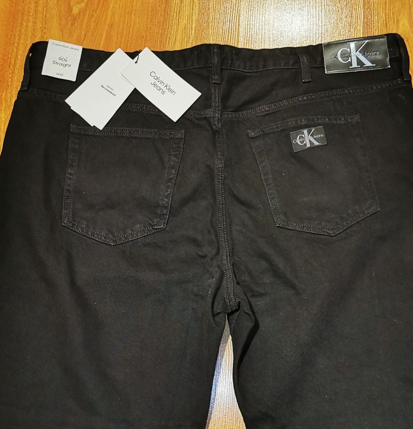Calvin Klein Jeans, bbc., mar. W44/3XL (118 cm.talie), noi (eticheta)