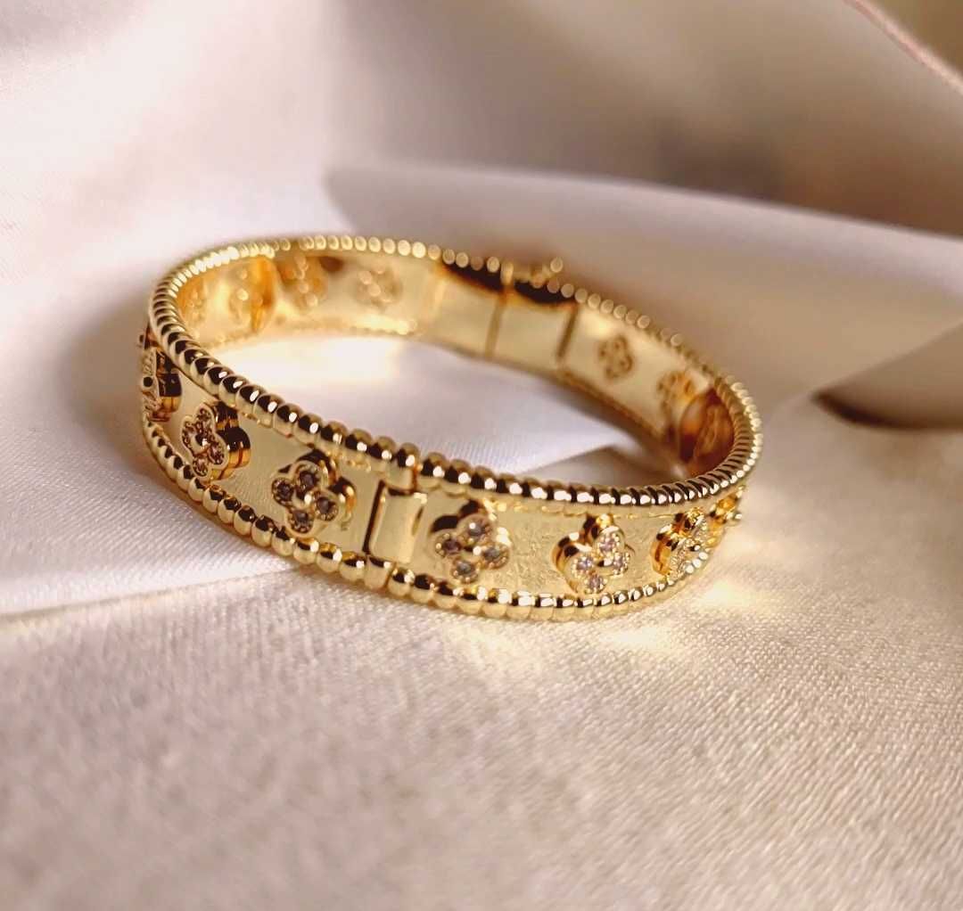 Perlée sweet clovers bracelet, medium model, твърда дамска гривна