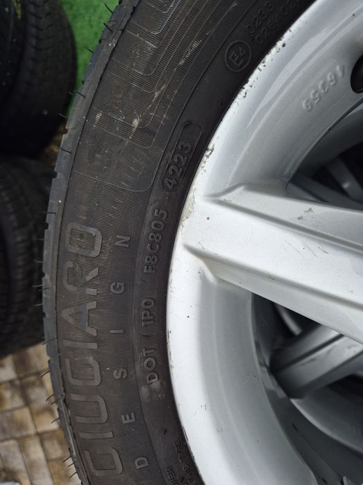 Vând jante+cauci 5/100/14 Skoda Fabia,Wv Polo,Seat Ibiza 185/60/14 noi