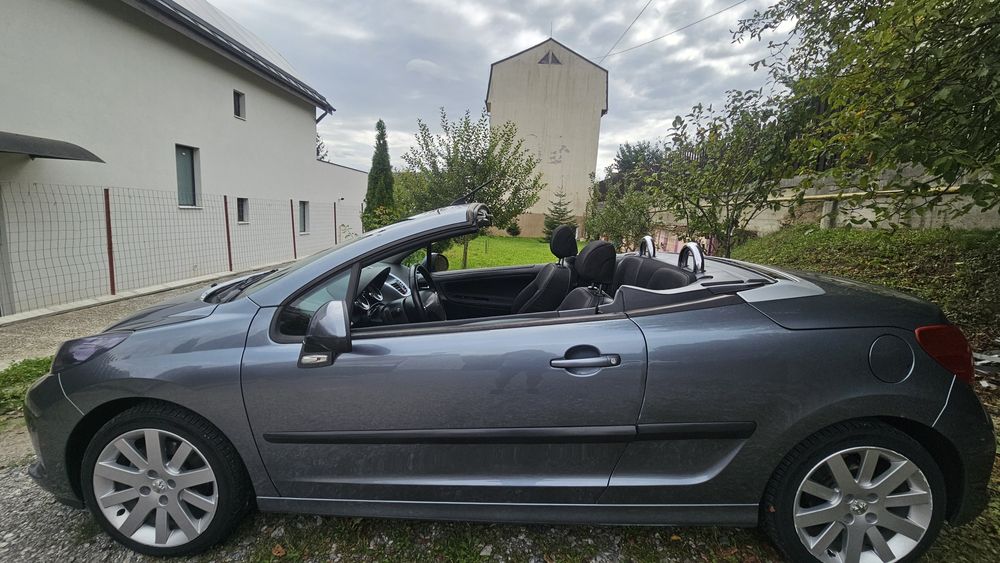 Peugeot 207 cc (decapotabil)