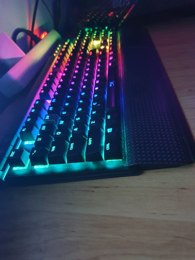 Tastatura Gaming HyperX Alloy Elite Rgb