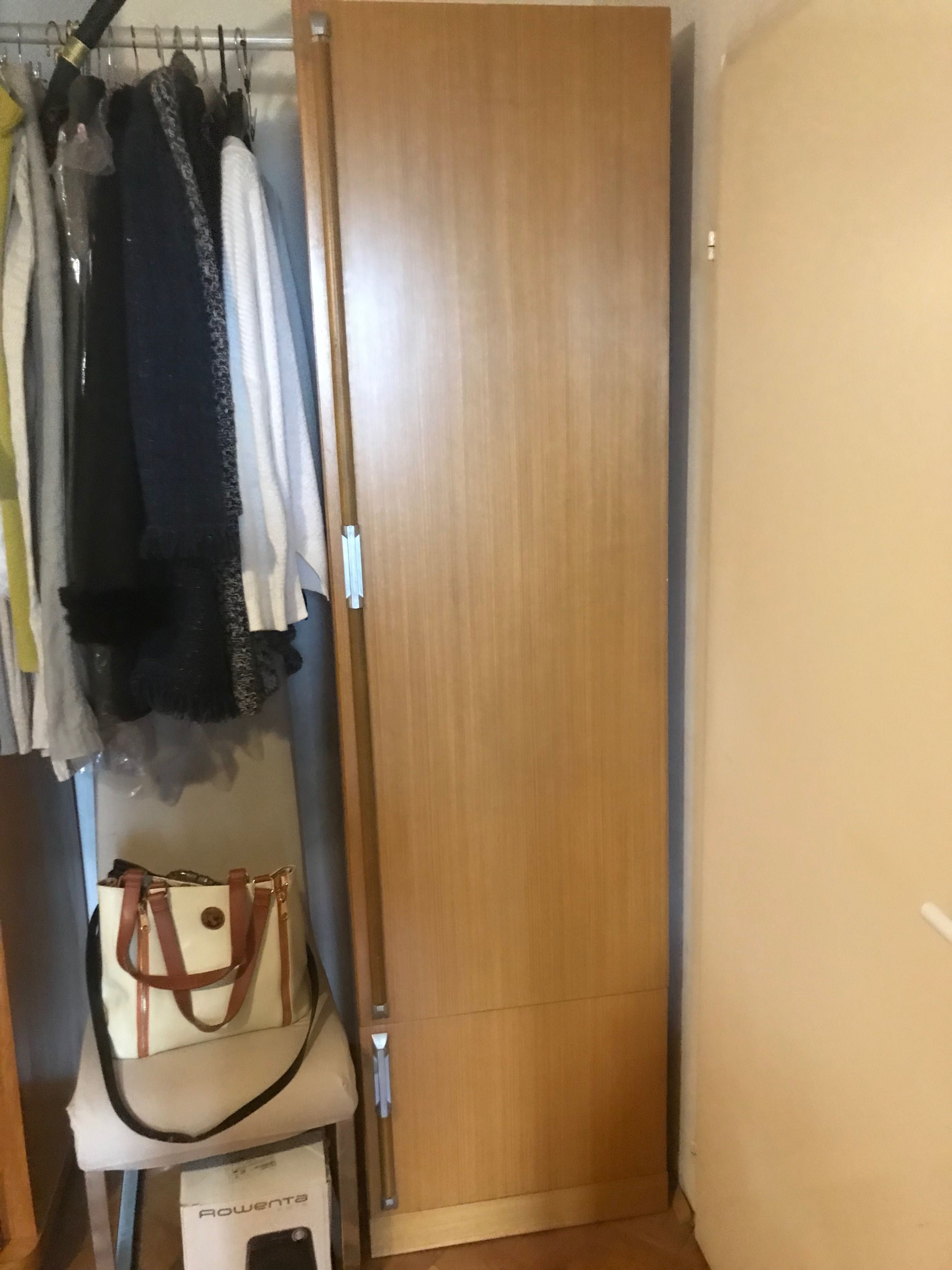 Шкаф и единичен гардероб
