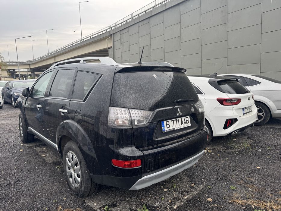 Mitsubishi outlander 2008