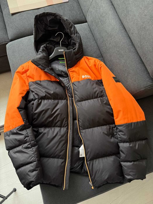 Чисто ново автентично мъжко зимно яке Boss патешки пух размер L голям