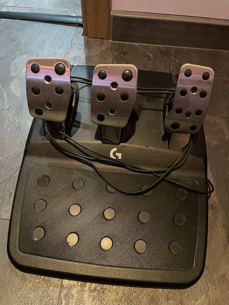 Продавам xbox series s & волан logitech g923