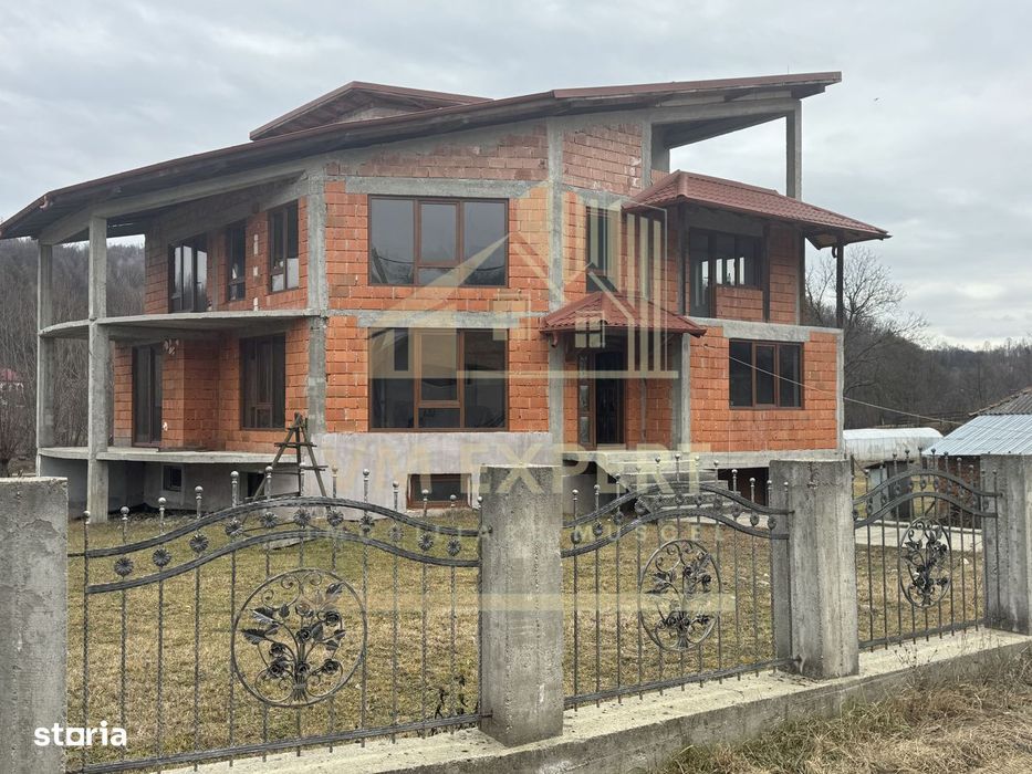 Vila 7 Camere Teren 1654 Mp Bughea De Jos Arges