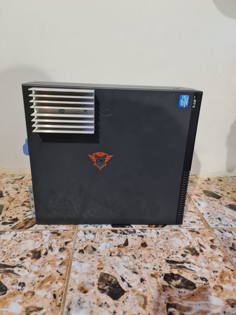 Компютър Lenovo Thinkcentre