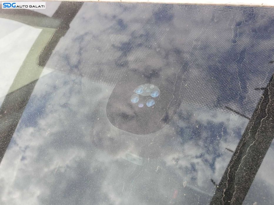 Parbriz Geam Sticla cu Senzor Ploaie Lumini si Incalzire Degivrare Skoda Octavia 3 2013 - 2017 [0342]