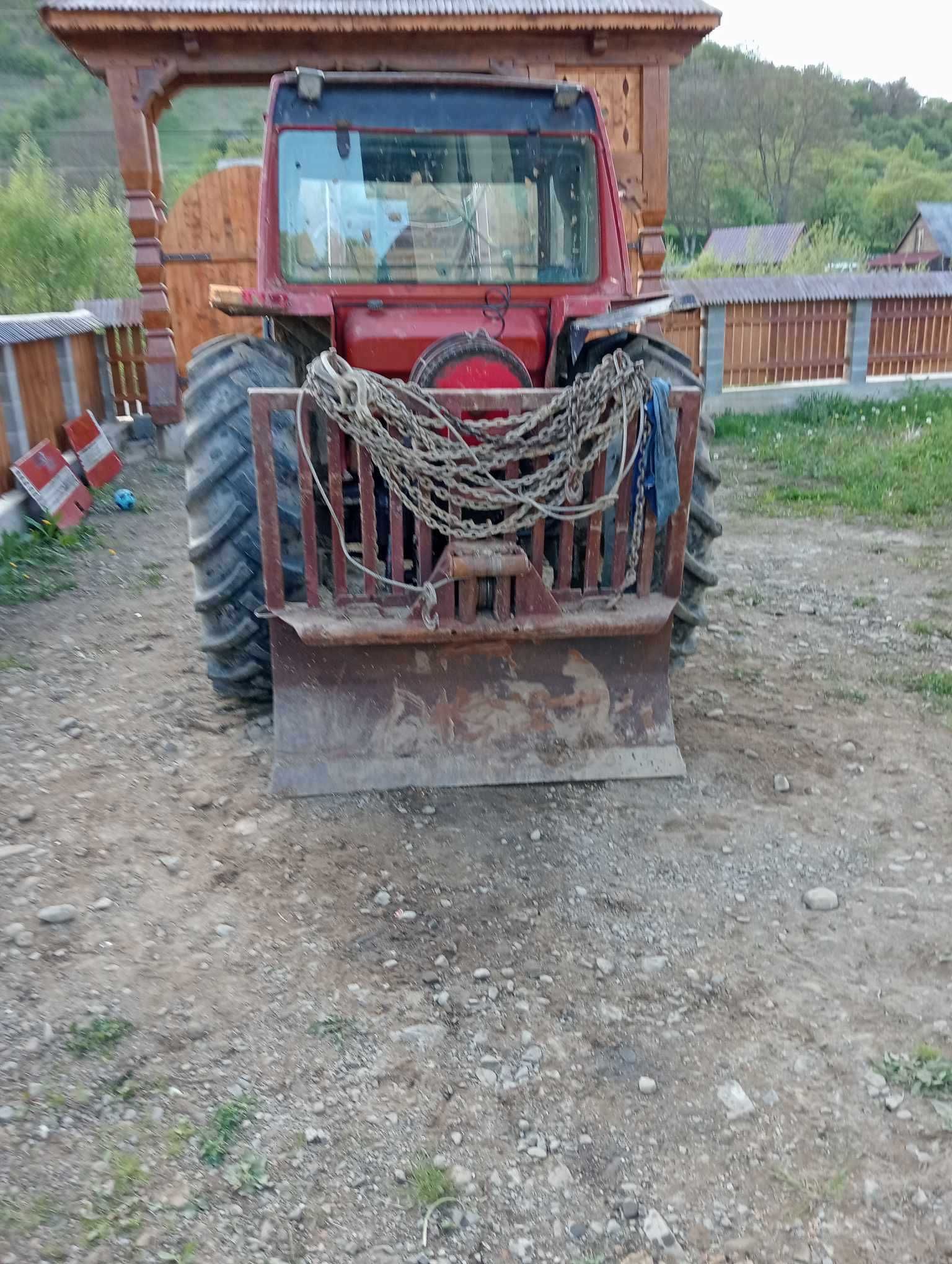 Troliu in tiranti de 7 tone cu telecomanda