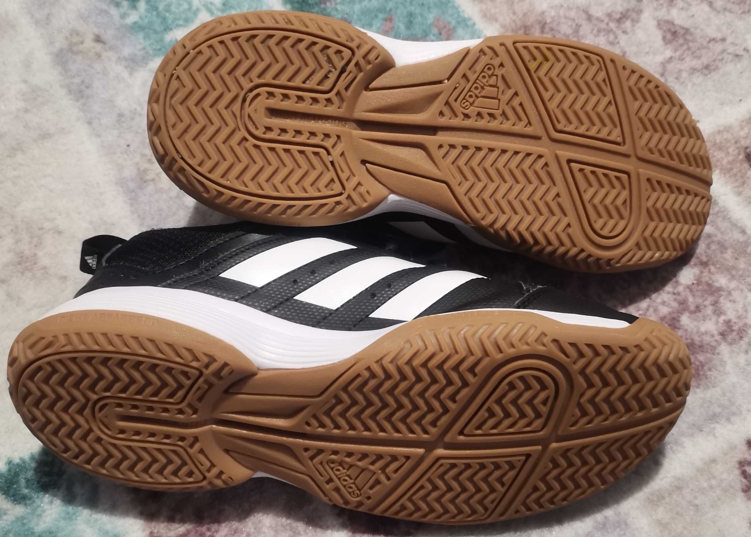 Маратонки Adidas
