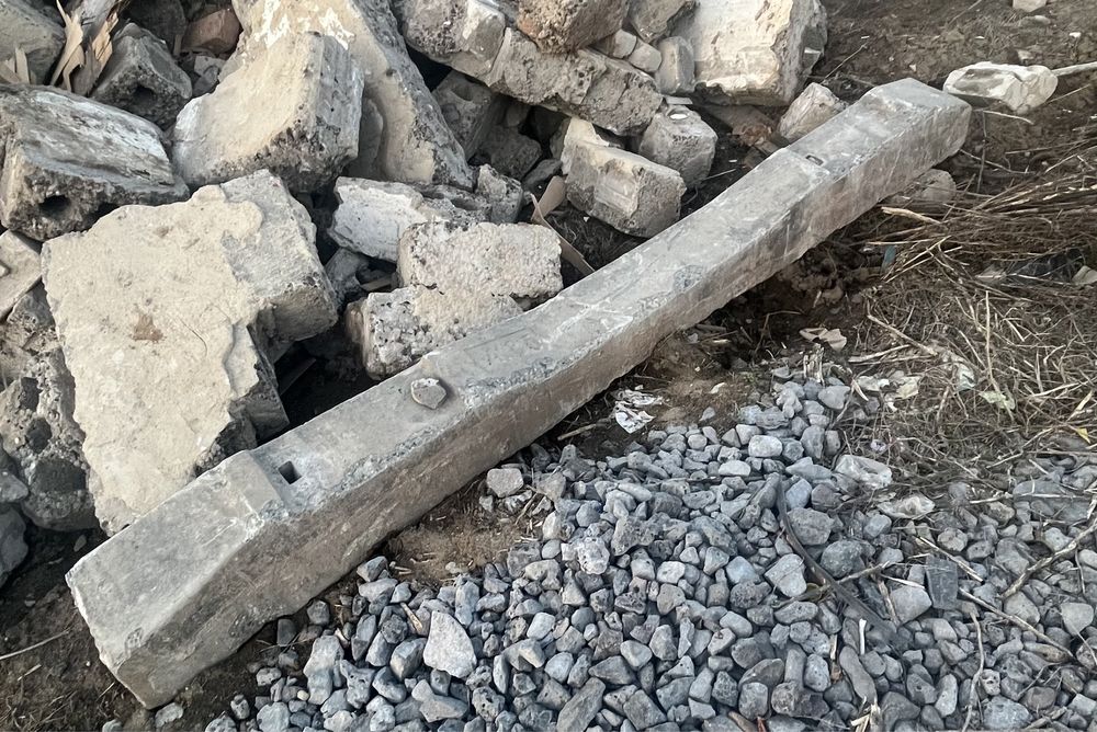 Железо бетонный шпал